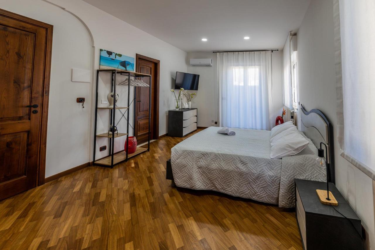 I Barcaioli Bed and Breakfast Giardini Naxos Eksteriør billede